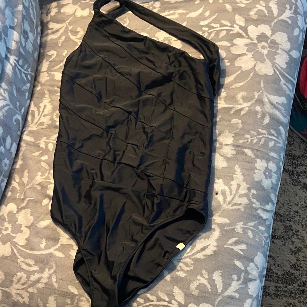 Summersalt Sidestroke One Shoulder Black Sz 10 LT